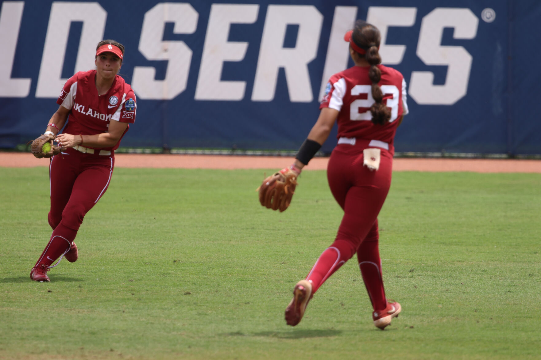 Nicole Mendes and Tiare Jennings